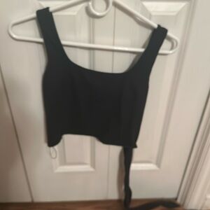 Lululemon short top